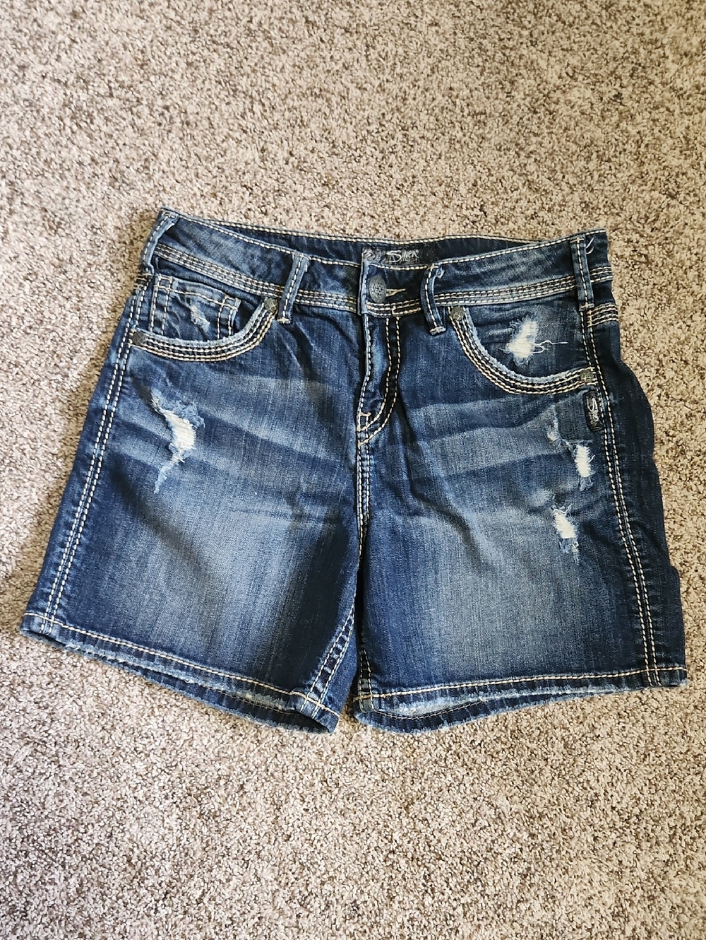 Women’s Silver Jeans Distressed Dark Blue Denim Shorts 29 Waist EUC